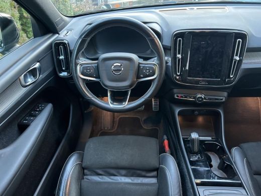 Volvo  XC40 Recharge P8 AWD R-Design NL-AUTO | TREKHAAK | GOOGLE NAVI ActivLease financial lease