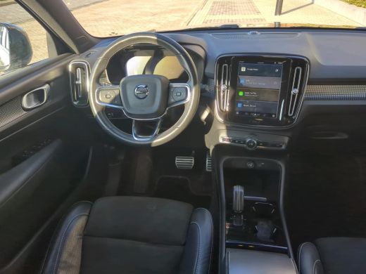 Volvo  XC40 Recharge P8 AWD R-Design NL-AUTO | TREKHAAK | PANODAK ActivLease financial lease