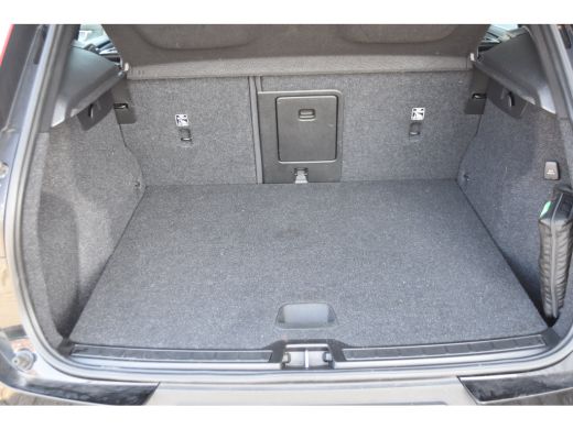 Volvo  XC40 T5 Inscription Expression | Cruise Control | Camera | Keyless | Onyx Black ActivLease financial lease