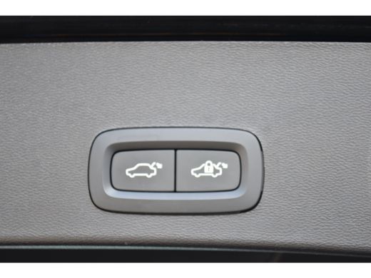 Volvo  XC40 T5 Inscription Expression | Cruise Control | Camera | Keyless | Onyx Black ActivLease financial lease