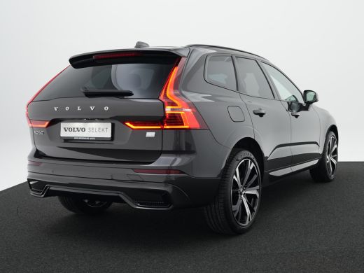Volvo  XC60 T6 AWD Plus Dark | Leder | Panoramadak | Adaptive Cruise | Pilot Assist | BLIS | Trekhaak | Priva... ActivLease financial lease