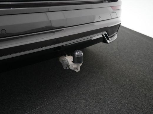 Volvo  XC60 T6 AWD Plus Dark | Leder | Panoramadak | Adaptive Cruise | Pilot Assist | BLIS | Trekhaak | Priva... ActivLease financial lease