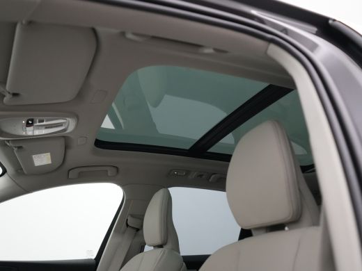 Volvo  XC60 T6 AWD Plus Dark | Leder | Panoramadak | Adaptive Cruise | Pilot Assist | BLIS | Trekhaak | Priva... ActivLease financial lease