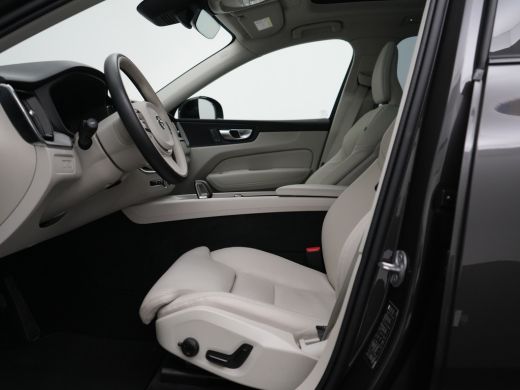 Volvo  XC60 T6 AWD Plus Dark | Leder | Panoramadak | Adaptive Cruise | Pilot Assist | BLIS | Trekhaak | Priva... ActivLease financial lease