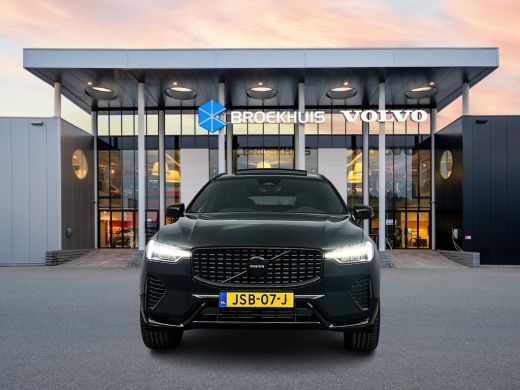 Volvo  XC60 T6 Recharge Plus Black Edition | 21" | Luchtvering | Trekhaak | Panoramadak | Getint Glas | Full ... ActivLease financial lease