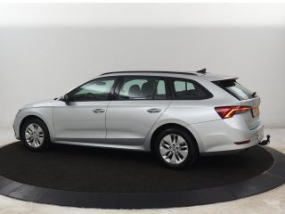Skoda Octavia 1.0 TSI Business Edition | Trekhaak | Carplay | Navigatie | Full LED | Parkeerhulp | Climate cont...