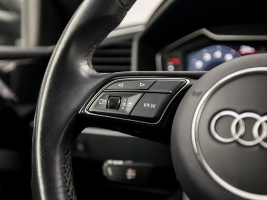 Audi A1 Sportback Sportback 25 TFSI Epic Sport (APPLE CARPLAY, ZWART HEMEL, GETINT GLAS, SPORTSTOELEN, PARKEERSENSO... ActivLease financial lease