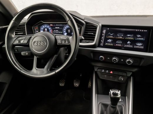 Audi A1 Sportback Sportback 25 TFSI Epic Sport (APPLE CARPLAY, ZWART HEMEL, GETINT GLAS, SPORTSTOELEN, PARKEERSENSO... ActivLease financial lease
