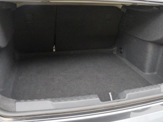 Audi A3 30 TFSI S edition | Sportstoelen | Carplay | Virtual Cockpit | Half leder | Climate control | Ful... ActivLease financial lease