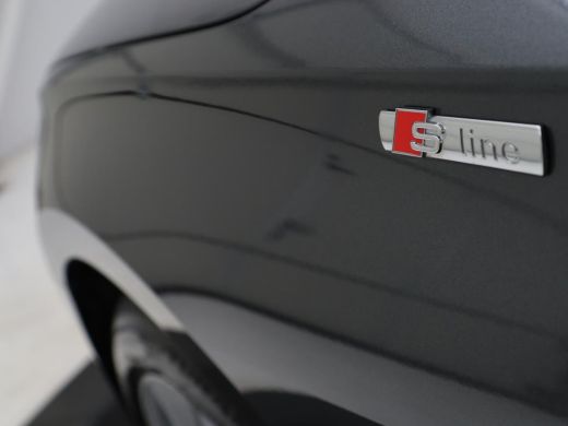 Audi A3 30 TFSI S edition | Sportstoelen | Carplay | Virtual Cockpit | Half leder | Climate control | Ful... ActivLease financial lease