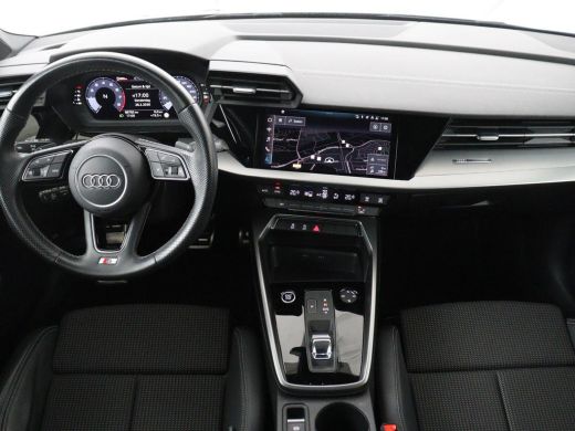 Audi A3 30 TFSI S edition | Sportstoelen | Carplay | Virtual Cockpit | Half leder | Climate control | Ful... ActivLease financial lease