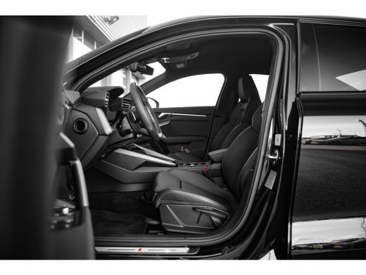 Audi A3 Limousine 30 TFSI S edition ActivLease financial lease