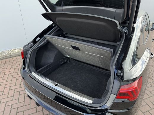 Audi Q3 35 TFSI 150pk S-Edition S-line | Trekhaak ActivLease financial lease