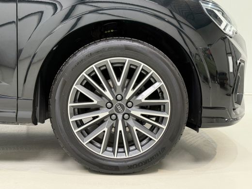 Audi Q3 35 TFSI 150pk S-Edition S-line | Trekhaak ActivLease financial lease