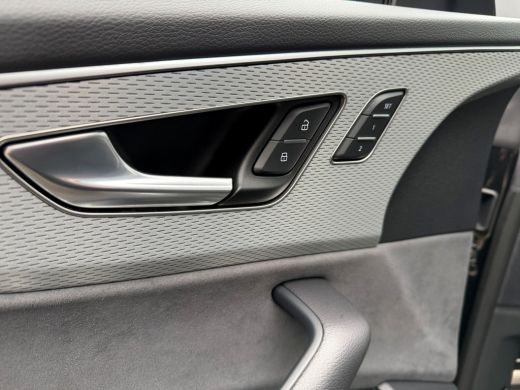 Audi Q8 55 TFSI e quattro Pro Line S | Panoramadak | 21 inch velgen | Adaptieve cruise control | Trekhaak... ActivLease financial lease