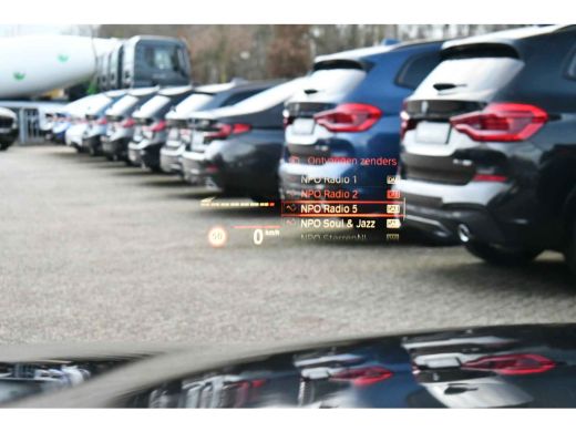 BMW 5 Serie 530e M-Sport Pano Trekh ACC HUD 360 Laser El-Klep ActivLease financial lease