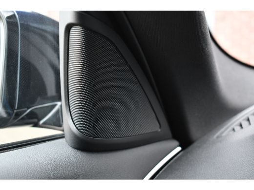 BMW 5 Serie 530e M-Sport Pano Trekh ACC HUD 360 Laser El-Klep ActivLease financial lease