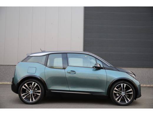 BMW i3 Executive 42kw 120Ah/*Blue Ridge Mt.*/2x Adaptive/W-pomp/Camera/3-Fase ActivLease financial lease