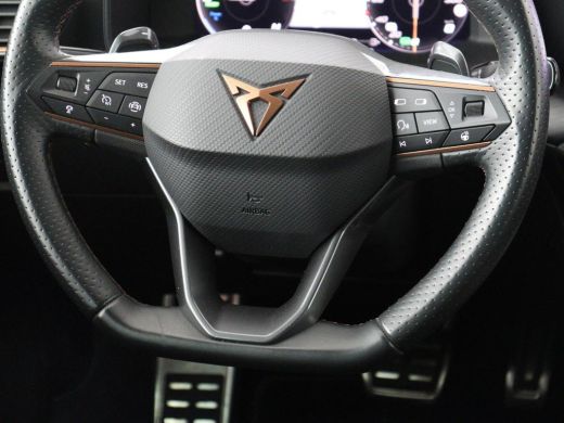 CUPRA Leon 1.4 eHybrid VZ | 245pk | Trekhaak | Stoelverwarming | Adaptive cruise | Camera | Carplay | Naviga... ActivLease financial lease