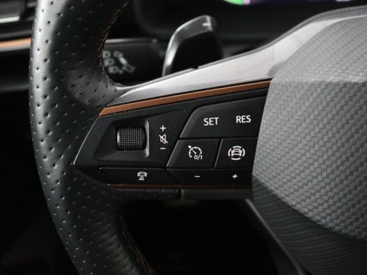 CUPRA Leon 1.4 eHybrid VZ | 245pk | Trekhaak | Stoelverwarming | Adaptive cruise | Camera | Carplay | Naviga... ActivLease financial lease