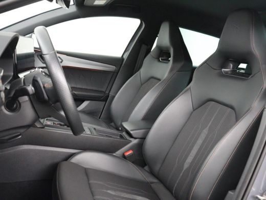 CUPRA Leon 1.4 eHybrid VZ | 245pk | Trekhaak | Stoelverwarming | Adaptive cruise | Camera | Carplay | Naviga... ActivLease financial lease