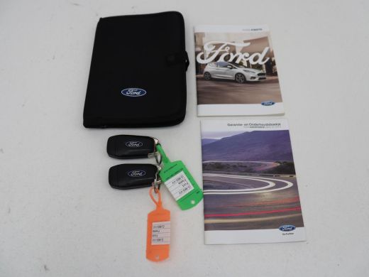 Ford Fiesta 1.0 EcoBoost Titanium | 1e eigenaar | Carplay | Climate control | Parkeerhulp | Cruise control | ... ActivLease financial lease