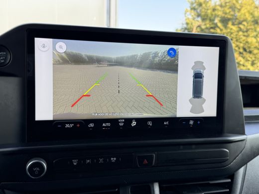 Ford Transit Custom 2.0 TDCI 136 PK TREND / L2H1 / 41.992 KM !! / 2.800 KG AHG / CAMERA / CRUISE / 3 ZITS / AIRCO / C... ActivLease financial lease