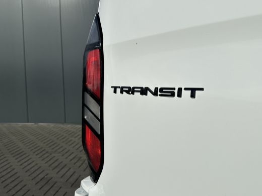 Ford Transit Custom 2.0 TDCI 136 PK TREND / L2H1 / 41.870 KM !! / 2.800 KG AHG / CAMERA / CRUISE / 3 ZITS / AIRCO / C... ActivLease financial lease