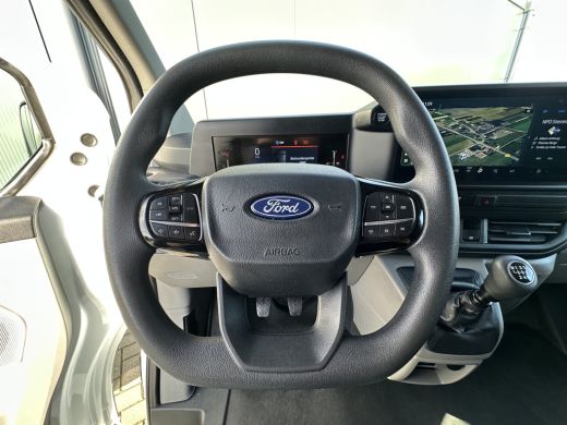 Ford Transit Custom 2.0 TDCI 136 PK TREND / L2H1 / 46.765 KM !! / 2.800 KG AHG / CAMERA / CRUISE / 3 ZITS / AIRCO / C... ActivLease financial lease