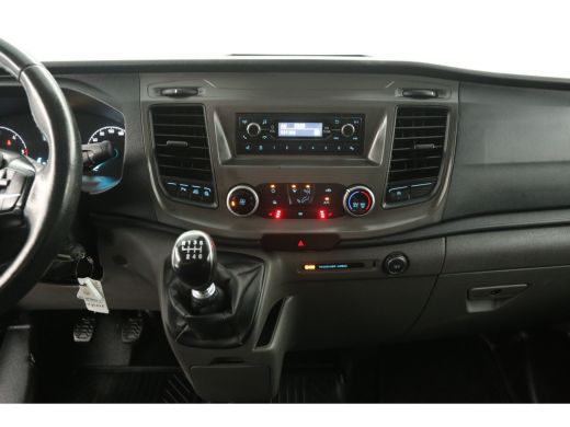 Ford Transit Custom 2.0 TDCI L1H1 | Airco | Cruise | Trekhaak | 3 Zits | Parkeersens. | Stoelverw. ActivLease financial lease