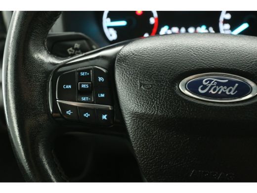 Ford Transit Custom 2.0 TDCI L1H1 | Airco | Cruise | Trekhaak | 3 Zits | Parkeersens. | Stoelverw. ActivLease financial lease