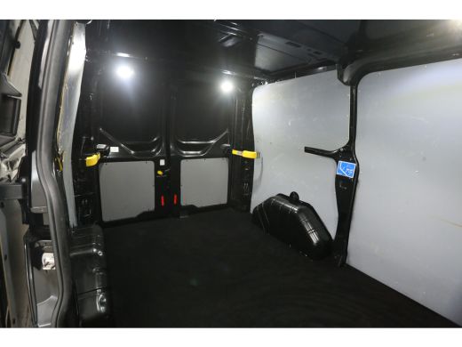 Ford Transit Custom 2.0 TDCI L1H1 | Airco | Cruise | Trekhaak | 3 Zits | Parkeersens. | Stoelverw. ActivLease financial lease