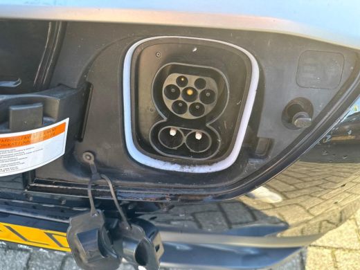 Hyundai Kona Aut. EV Fashion 64 kWh | Navi | Camera | ActivLease financial lease