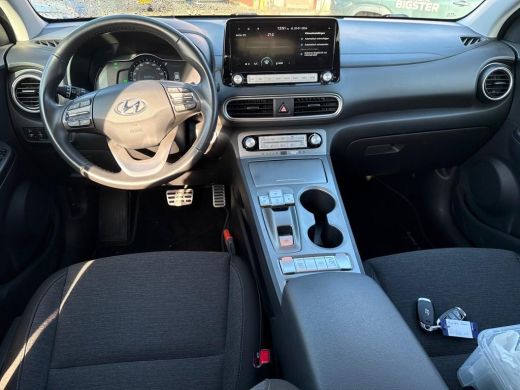 Hyundai Kona Aut. EV Fashion 64 kWh | Navi | Camera | ActivLease financial lease