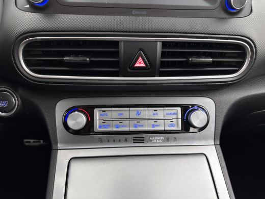 Hyundai Kona EV Comfort 39 kWh [ 3-Fase-11kW] {SOH-98%} (INCL-BTW) *HEATPUMP | DIGI-COCKPIT | ADAPTIVE-CRUISE ... ActivLease financial lease