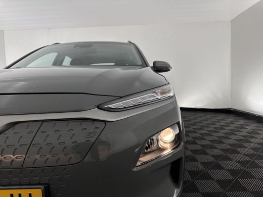 Hyundai Kona EV Comfort 39 kWh [ 3-Fase-11kW] {SOH-98%} (INCL-BTW) *HEATPUMP | DIGI-COCKPIT | ADAPTIVE-CRUISE ... ActivLease financial lease