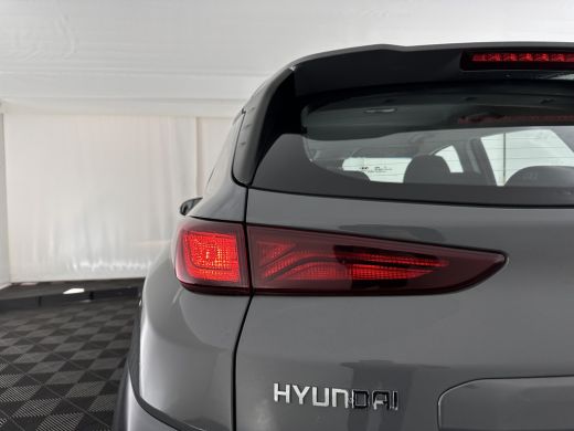 Hyundai Kona EV Comfort 39 kWh [ 3-Fase-11kW] {SOH-98%} (INCL-BTW) *HEATPUMP | DIGI-COCKPIT | ADAPTIVE-CRUISE ... ActivLease financial lease