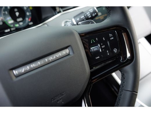 Land Rover Range Rover Evoque P270e SE Dynamic Edition | Cold Climate | 360gr Camera | Pano | 20" | Black Pack | Beschikbaar pe... ActivLease financial lease
