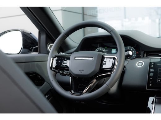 Land Rover Range Rover Evoque P270e SE Dynamic Edition | Cold Climate | 360gr Camera | Pano | 20" | Black Pack | Beschikbaar pe... ActivLease financial lease