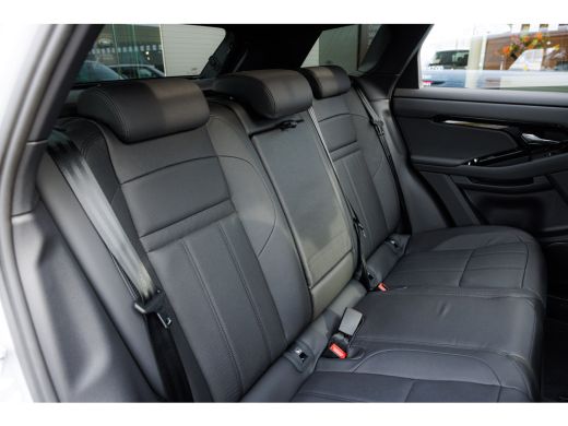Land Rover Range Rover Evoque P270e SE Dynamic Edition | Cold Climate | 360gr Camera | Pano | 20" | Black Pack | Beschikbaar pe... ActivLease financial lease