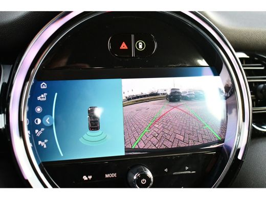 Mini Cooper Cabrio 1.5 Cooper 136pk aut Camera 18inch LED Windscherm ActivLease financial lease