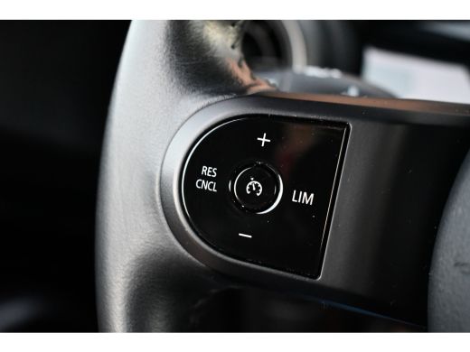 Mini Cooper Cabrio 1.5 Cooper 136pk aut Camera 18inch LED Windscherm ActivLease financial lease