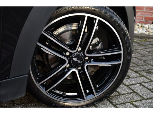 Mini Cooper Cabrio 1.5 Cooper 136pk aut Camera 18inch LED Windscherm ActivLease financial lease