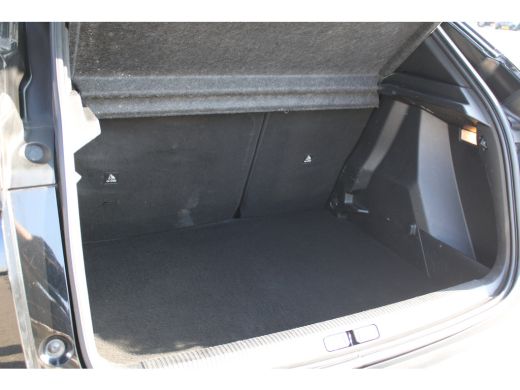 Peugeot 2008 1.2 PureTech Active | Navi by app | Bluetooth | All season | Parkeersensoren | 1e Eigenaar | 91.0... ActivLease financial lease