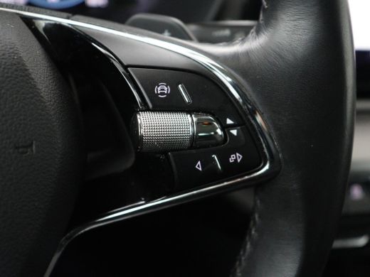 Skoda Octavia 1.0 e-TSI Business Edition | Trekhaak | Carplay | Navigatie | Full LED | Parkeerhulp | Cruise con... ActivLease financial lease