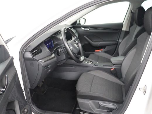 Skoda Octavia 1.0 e-TSI Business Edition | Trekhaak | Carplay | Navigatie | Full LED | Parkeerhulp | Cruise con... ActivLease financial lease