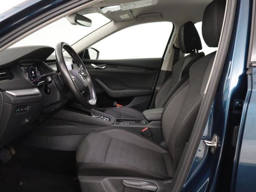 Skoda Octavia 1.4 TSI iV PHEV Business Edition | Stoelverwarming | Trekhaak | Carplay | Keyless | Sfeerverlicht... ActivLease financial lease