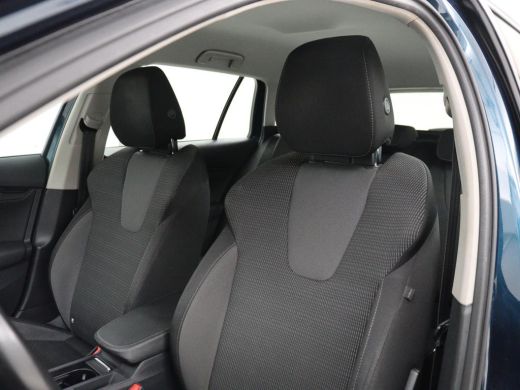 Skoda Octavia 1.4 TSI iV PHEV Business Edition | Stoelverwarming | Trekhaak | Carplay | Keyless | Sfeerverlicht... ActivLease financial lease