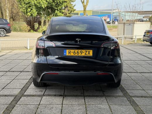 Tesla Model Y Aut. Range Plus | SoH 90% | Autopilot | Panorama | Leder | ActivLease financial lease