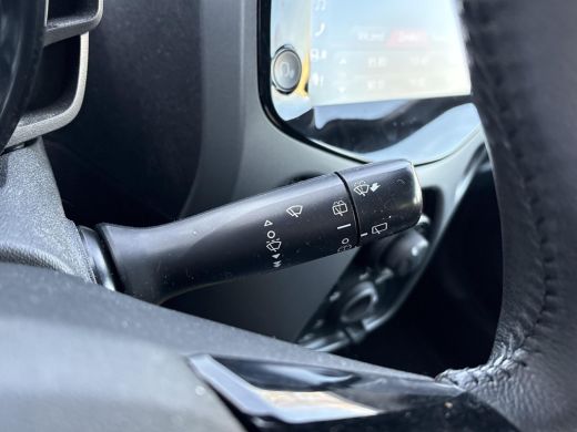 Toyota Aygo 1.0 VVT-i x-play **APPLE CARPLAY/ AIRCO/ BEGRENZER/ PERKEERCAMERA** ActivLease financial lease